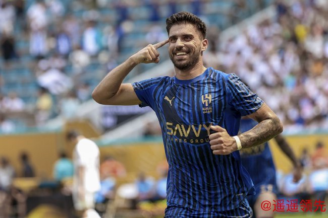 利雅得新月1-1战平皇马