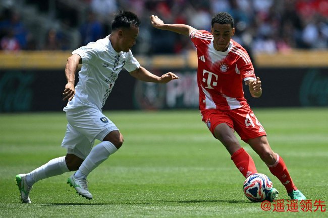 中国球员周通登场战拜仁