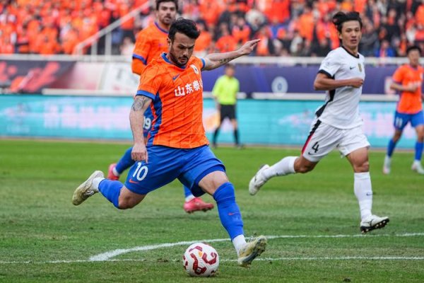 星空体育中国官网 中超-卡扎伊什维利梅开二度 山东泰山战胜上海海港