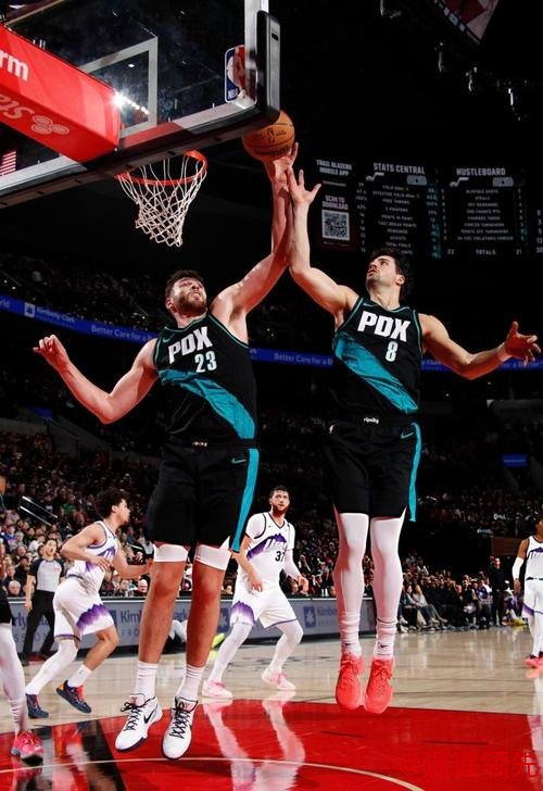 杨瀚森4分阿夫迪亚33+8+9 开拓者大胜爵士