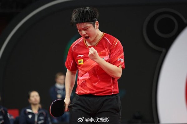 星空体育 混团世界杯国乒8比1法国 莎头送开门红樊振东收官